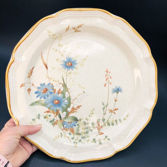 Vintage 80s Mikasa Blue Daisies 12" Service Platter, Cottagecore Charger Dish - Picture 2 of 10